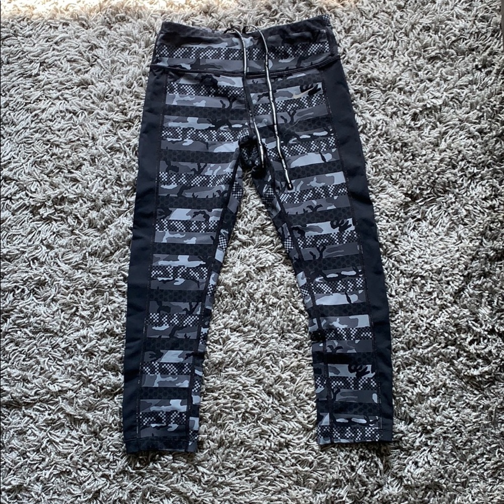 Camo Nike Running Leggings